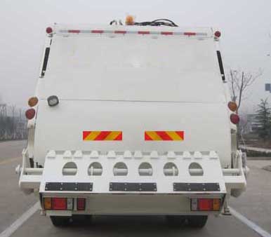 国五福田瑞沃压缩式垃圾车（天燃气）