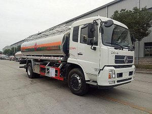 16.6方国五天锦铝合金运油车